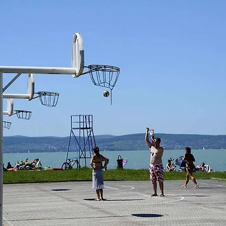 Studio In Balaton 38747 아파트 *